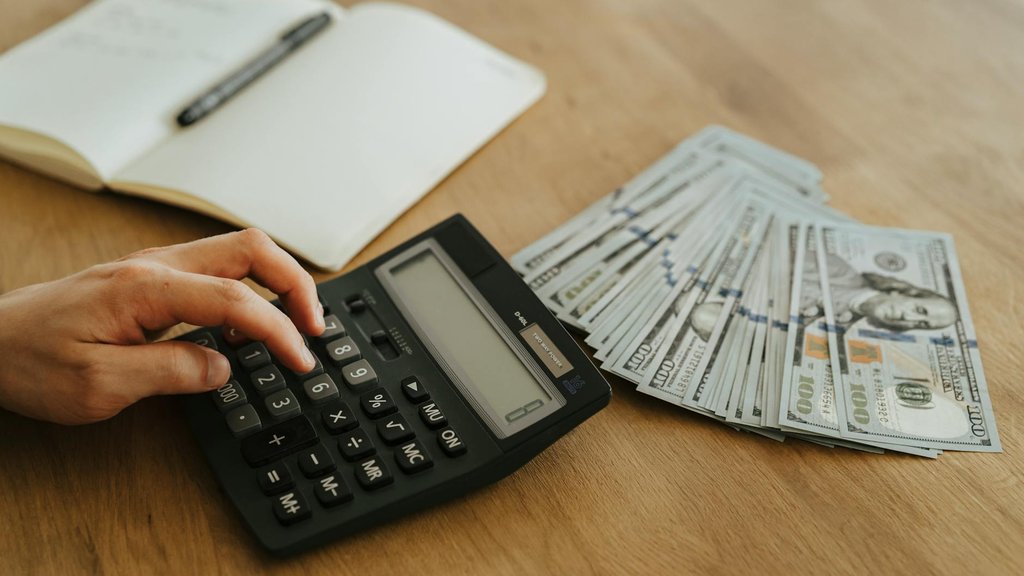 従業員30名以下の会社が生成AI導入で見積もるべき費用項目 — 関連イメージ3
